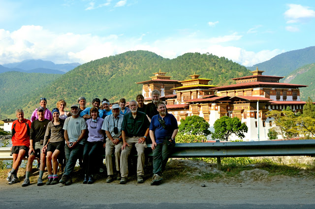 Our team, in front of the Punakha Dzong. 